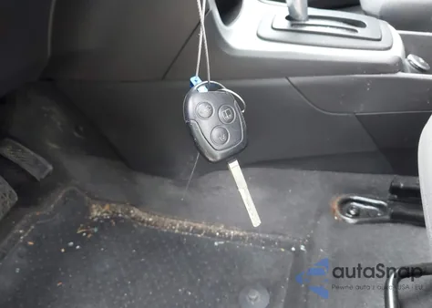 2014 Ford Fiesta Se z USA, uszkodzony, nr VIN 3FADP4EJ2EM107700